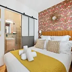 La Maison Kléber - Luxury apartments, Champs-Elysées - Eiffel Tower