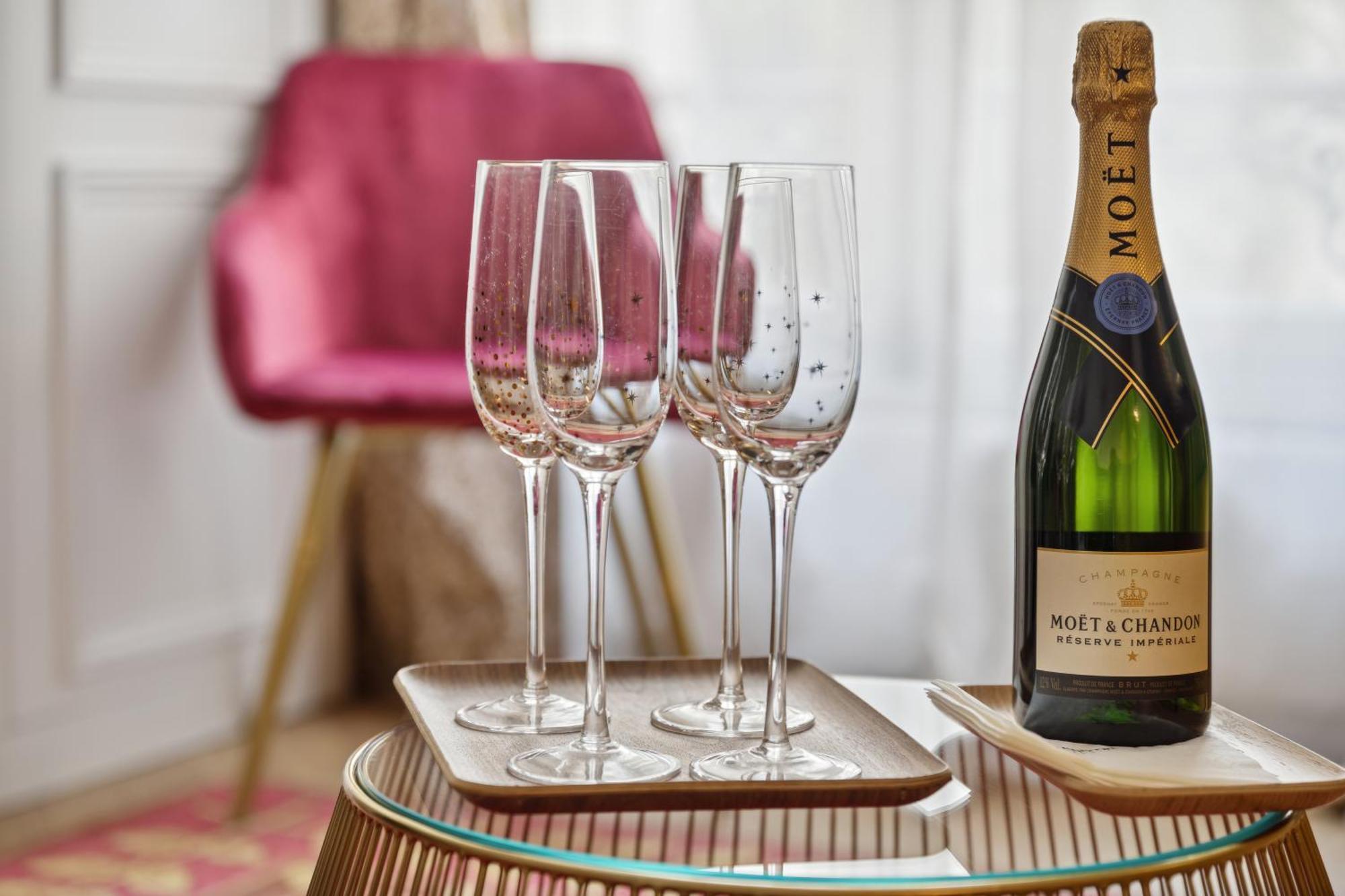 La Maison Kleber - Luxury Apartments, Eiffel Tower - Champs-elysees Apartment