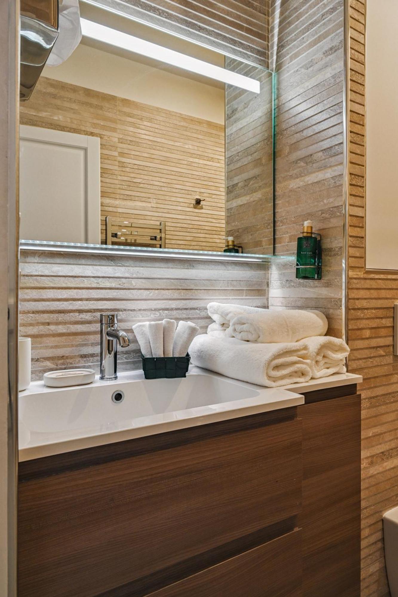 La Maison Kleber - Luxury Apartments, Eiffel Tower - Champs-elysees Paris